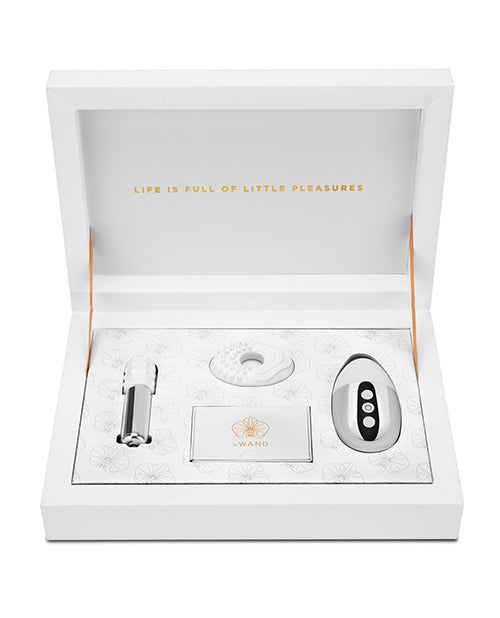 Le Wand Little Pleasures Collection