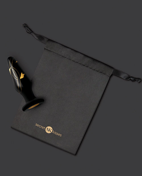 Secret Kisses Handblown Glass Anal Plug 4in - Black/Gold